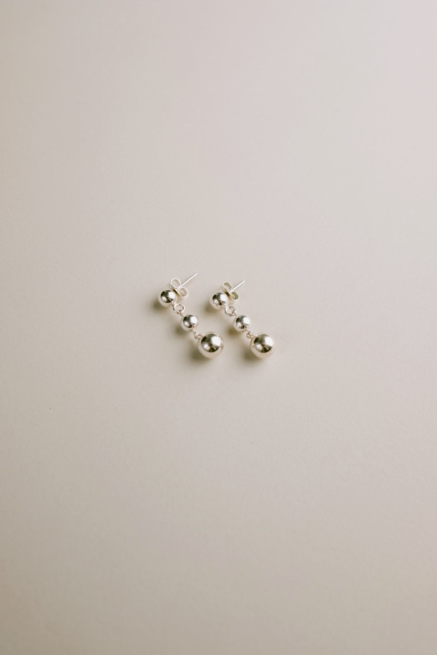 LA VILA SILVER EARRINGS