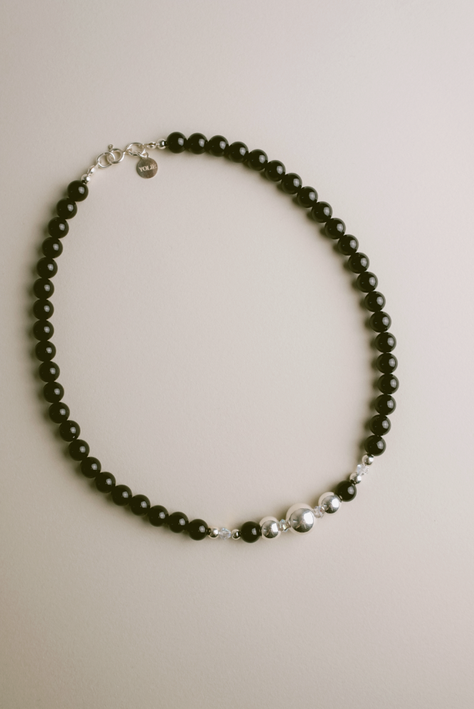 ALTEA ONYX NECKLACE