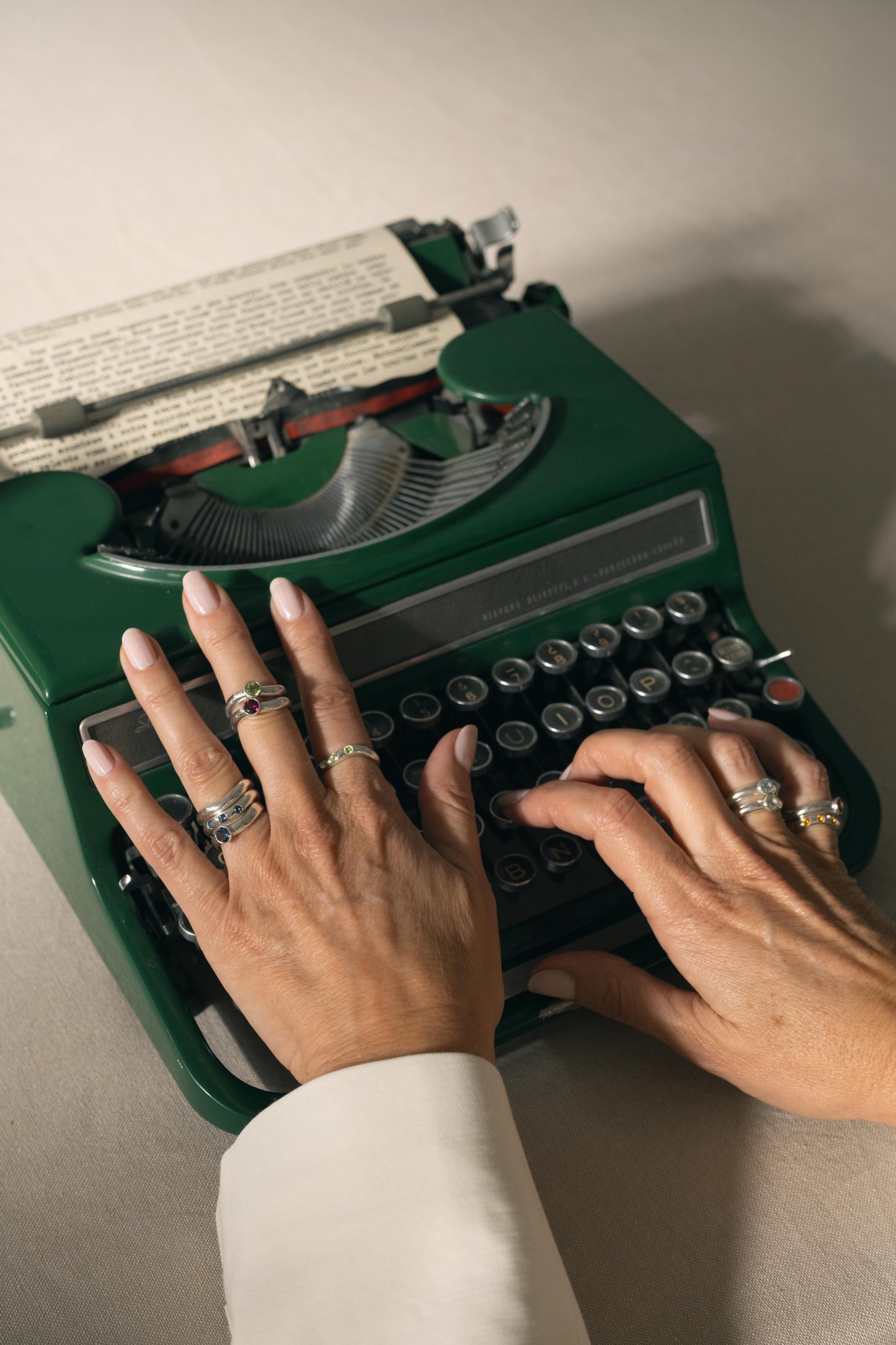 ANILLO ESSENCE HARMONY PLATA - PERIDOTO