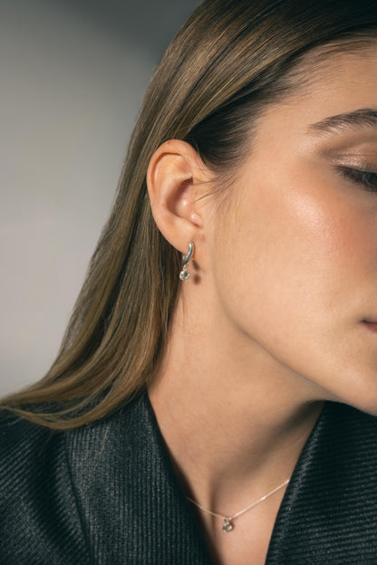 ESSENCE HOOP PLATA - PRASIOLITA