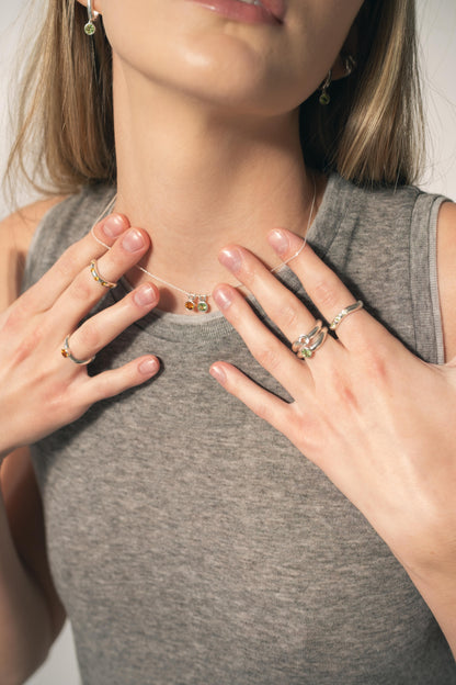 COLGANTE ESSENCE PLATA - PERIDOTO