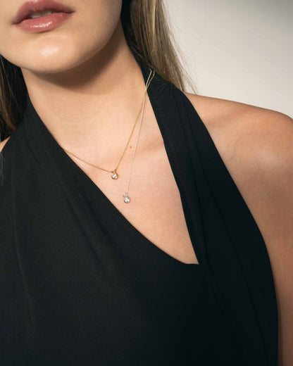 COLGANTE ESSENCE ORO BLANCO 18K - DIAMANTE