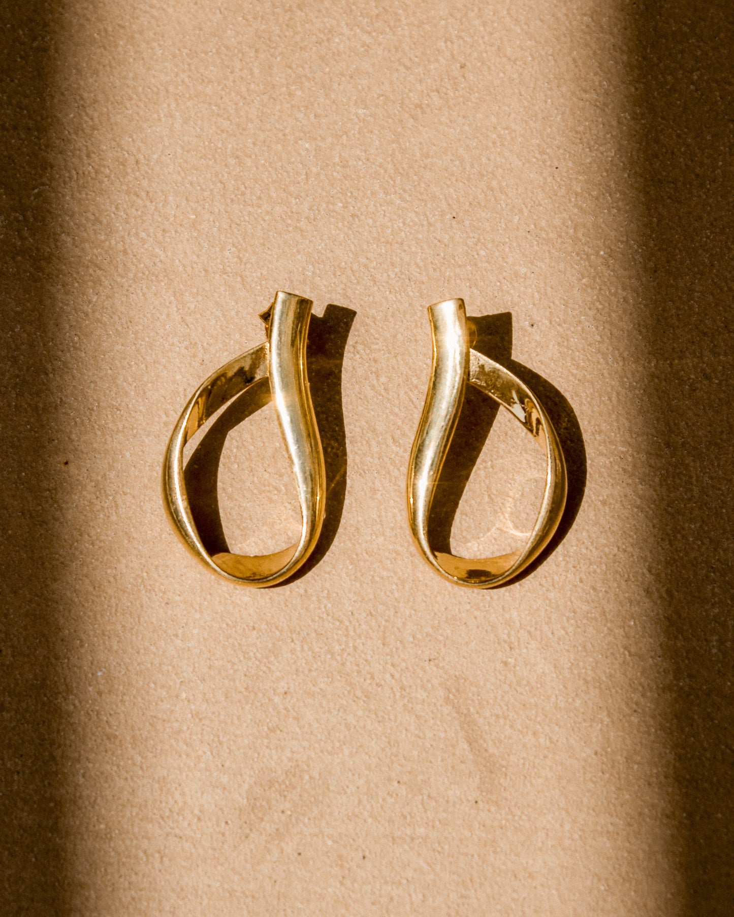 PENDIENTES SIROS ORO